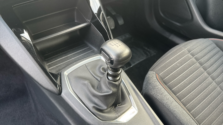 Peugeot 2008 1.2 PureTech Active Premium 5dr Petrol Estate